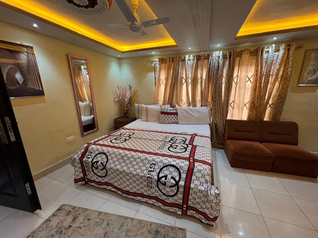 Lux Executive Suite β Modern Hotel, Ahwiaa, Kumasi photo 2