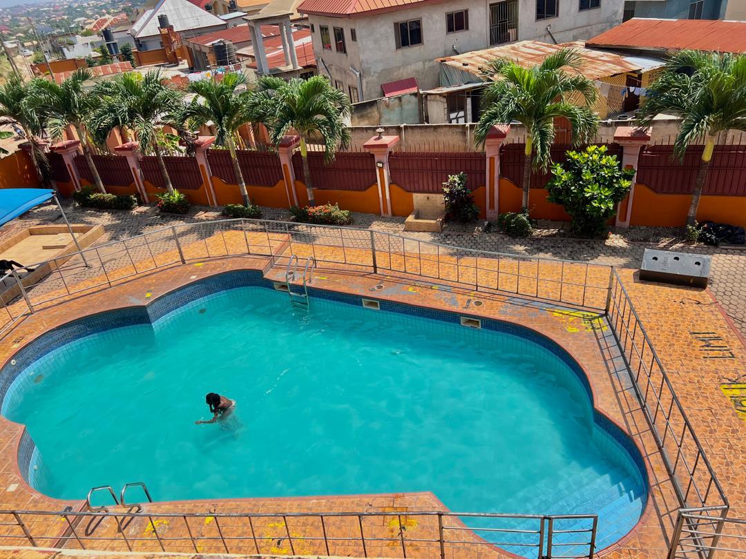 Exquisite Executive Suite – Modern Hotel, Ahwiaa, Kumasi photo 3