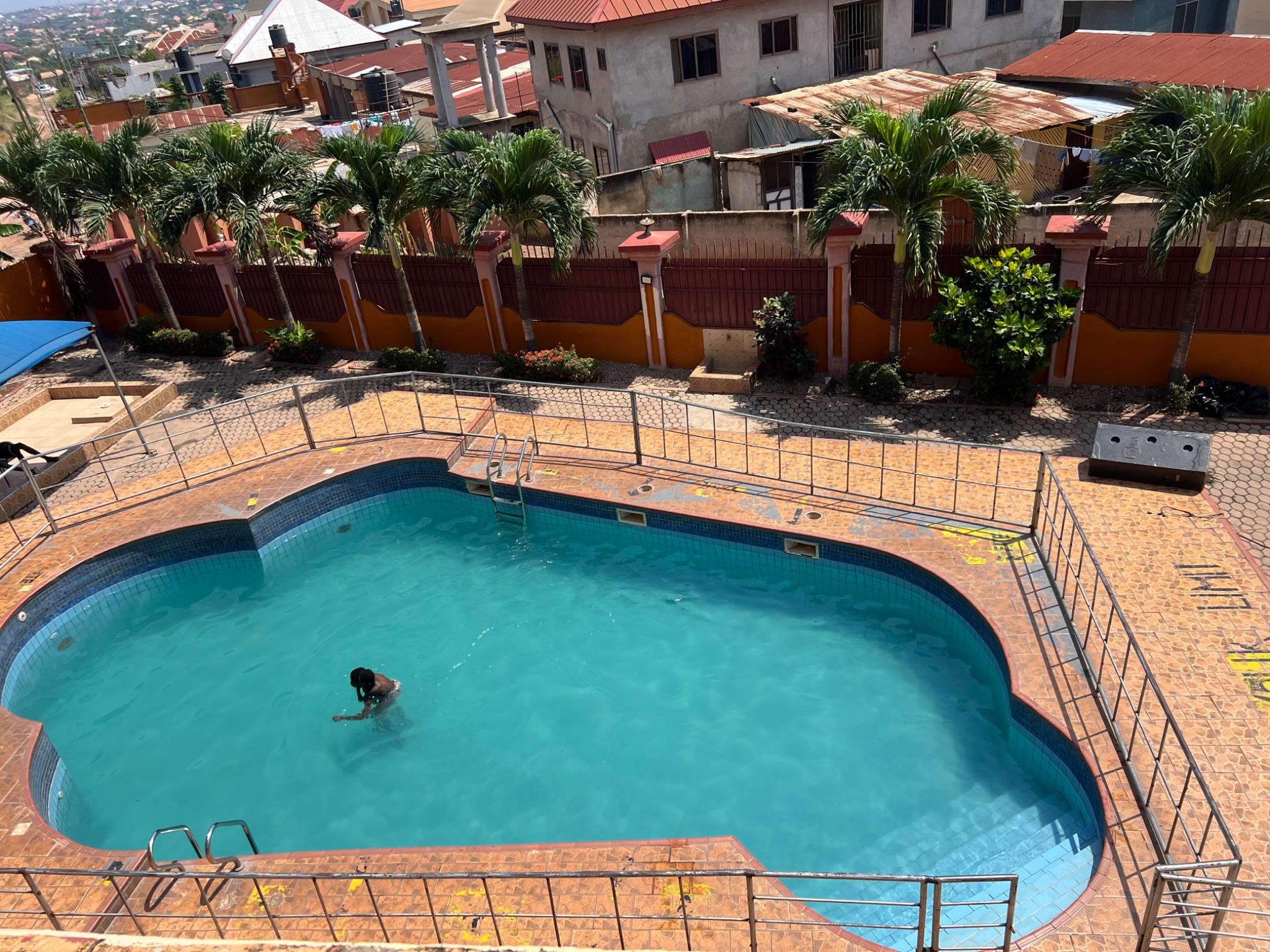 Restful Standard Suite – Modern Hotel, Ahwiaa, Kumasi photo 4